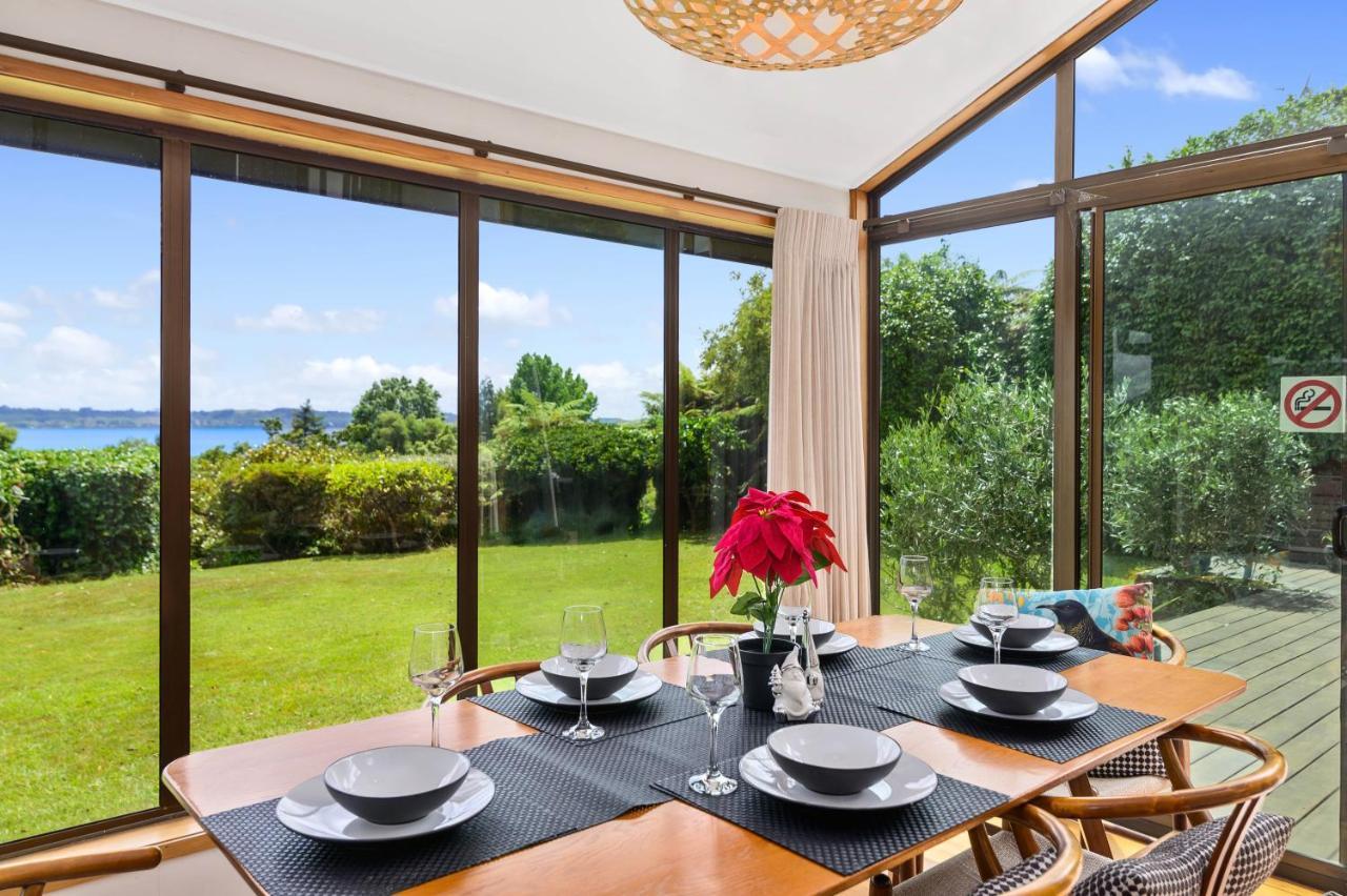 The Bird House - Kawaha Point, Rotorua. Stylish Six Bedroom Home With Space, Views And Relaxed Atmosphere Eksteriør billede